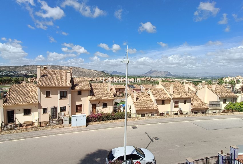 Revente - Villa -
La Finca Golf and Spa Resort - Algorfa