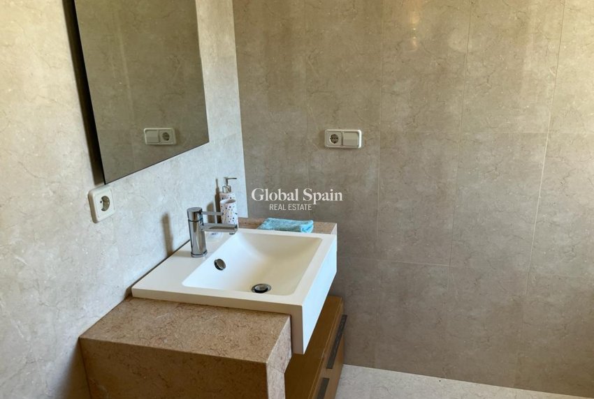 Revente - VILLA -
LA MANGA DEL MAR MENOR - Costa Calida