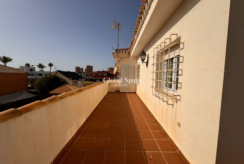 Revente - VILLA -
LA MANGA DEL MAR MENOR - Costa Calida