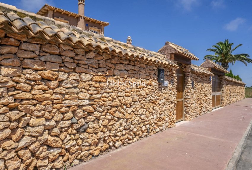 Revente - VILLA -
LA MANGA DEL MAR MENOR - Costa Calida