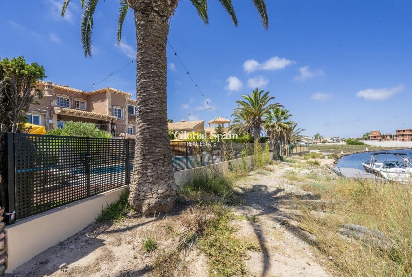 Revente - VILLA -
LA MANGA DEL MAR MENOR - Costa Calida