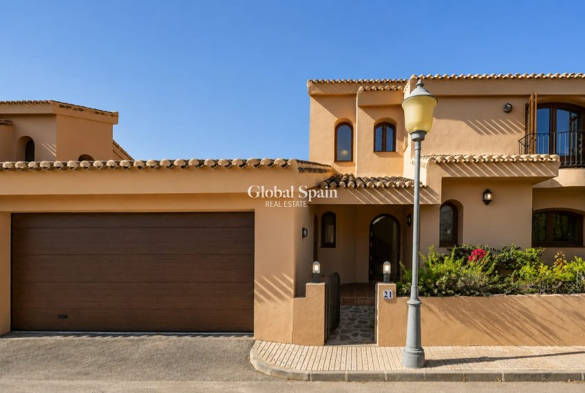 Revente - VILLA -
LA MANGA DEL MAR MENOR - Costa Calida