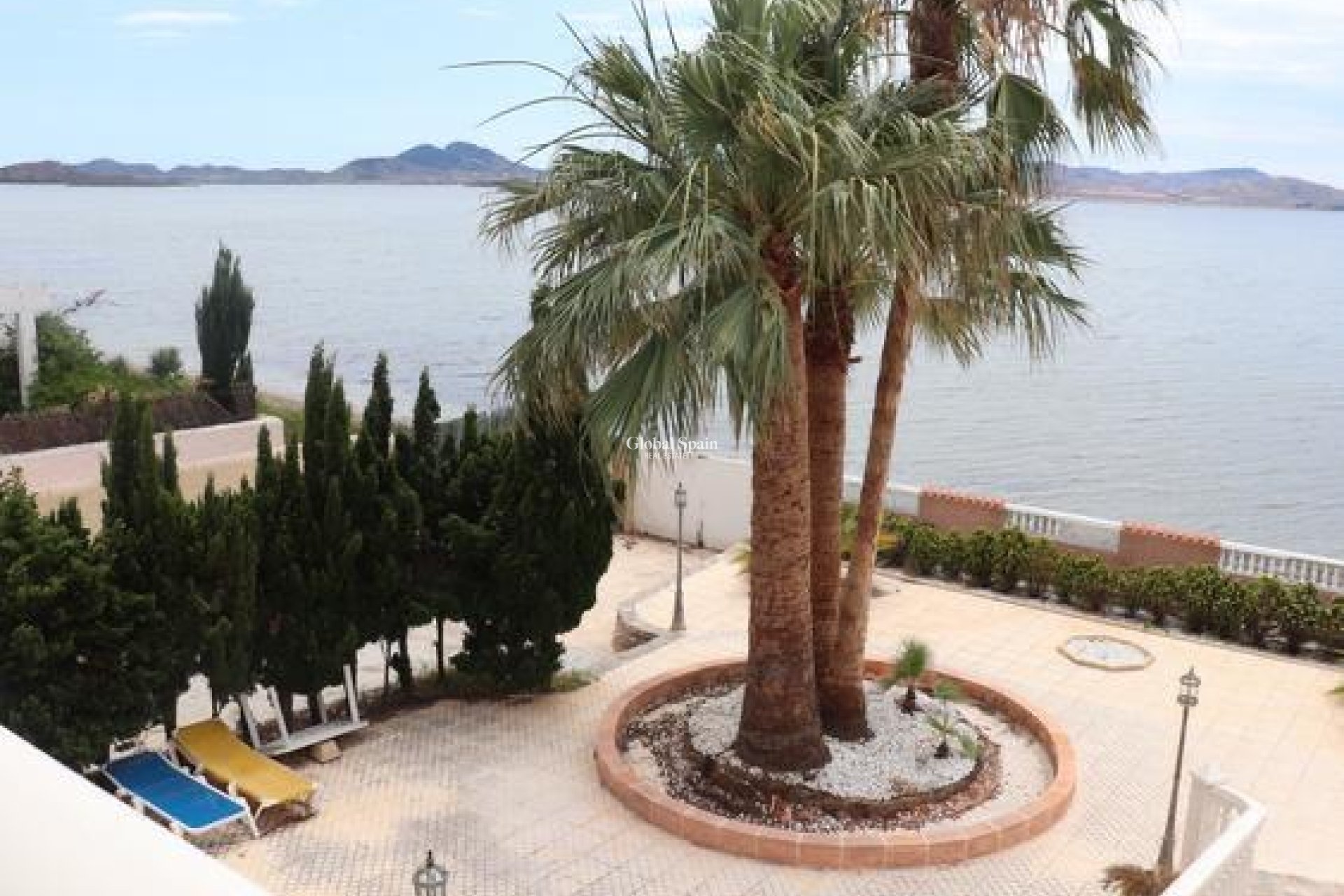 Revente - VILLA -
LA MANGA DEL MAR MENOR - Km 17