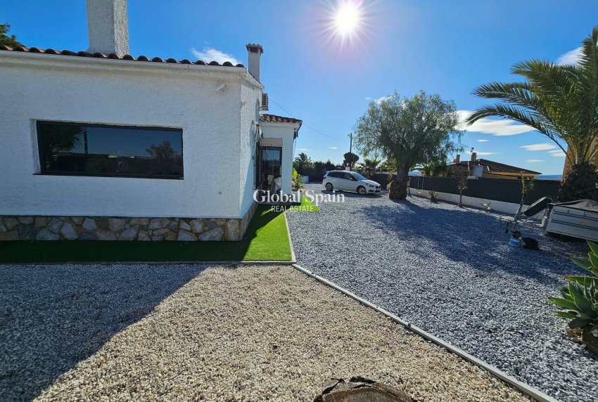 Revente - VILLA -
LA MARINA