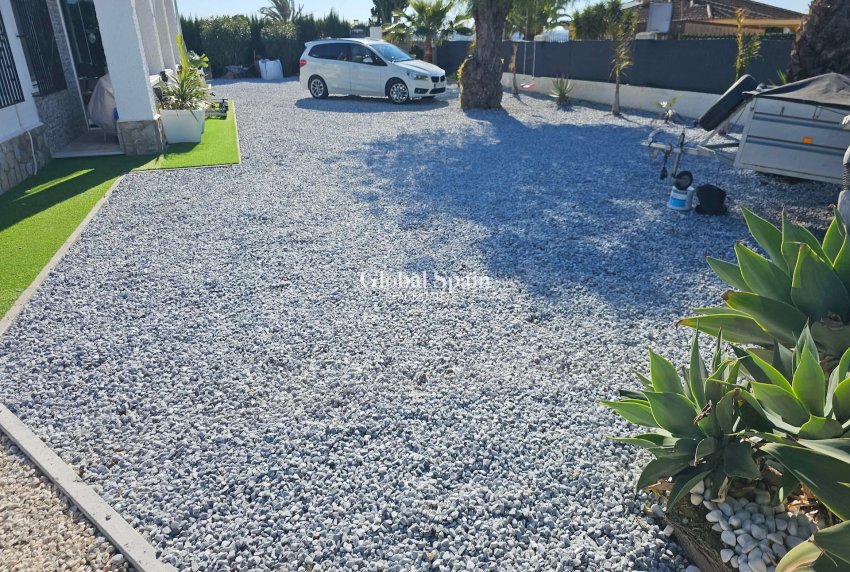 Revente - VILLA -
LA MARINA