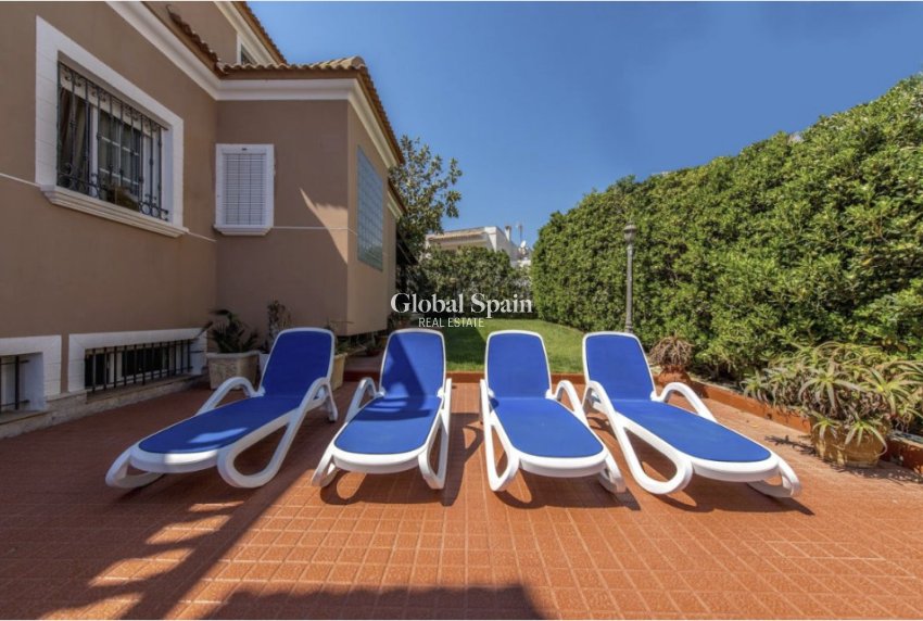 Revente - VILLA -
LA MATA - Costa Blanca