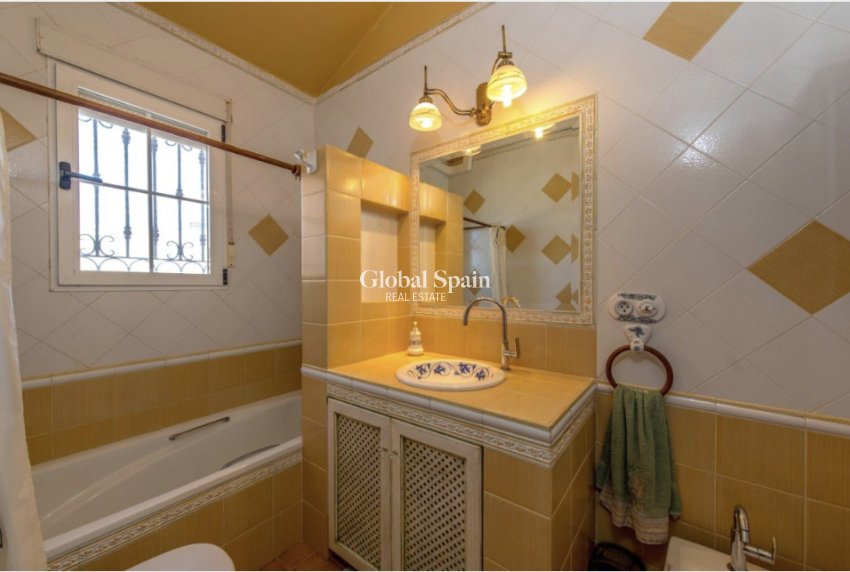 Revente - VILLA -
LA MATA - Costa Blanca