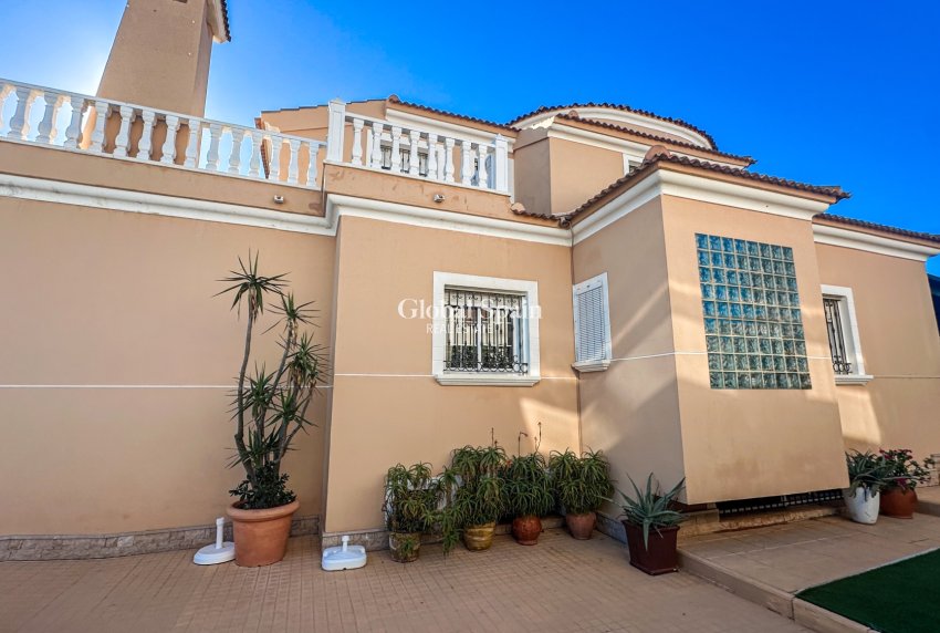Revente - VILLA -
LA MATA - Costa Blanca