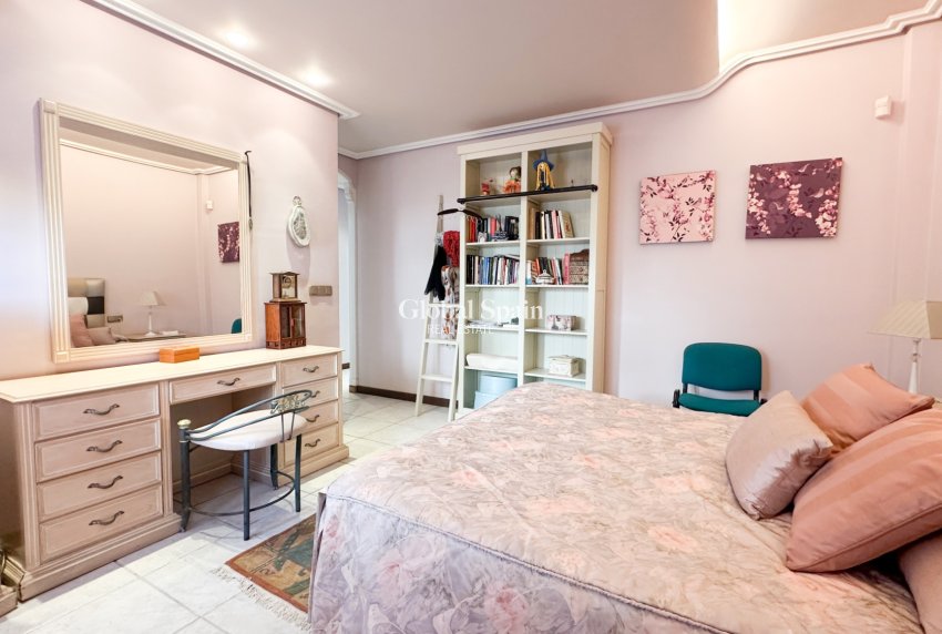 Revente - VILLA -
LA MATA