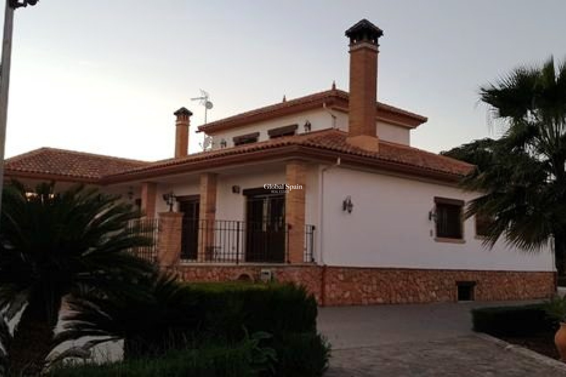 Revente - VILLA -
LA MATANZA - La Matanza