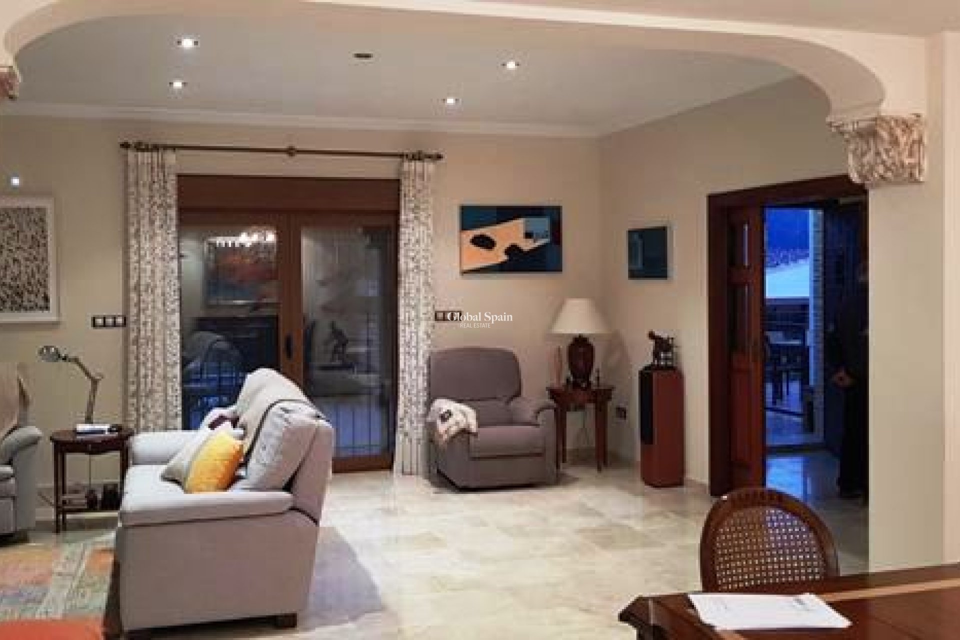 Revente - VILLA -
LA MATANZA - La Matanza