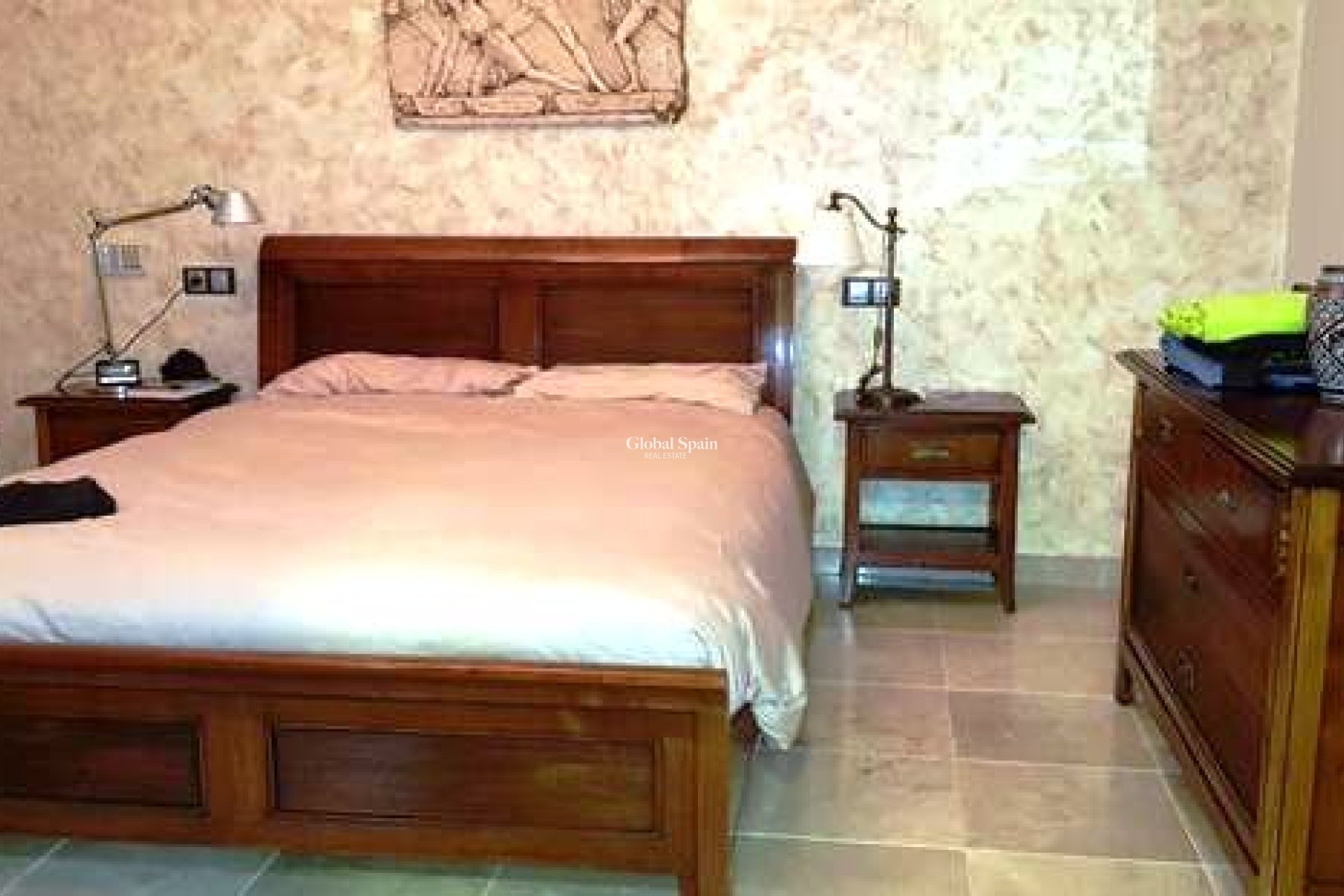 Revente - VILLA -
LA MATANZA - La Matanza