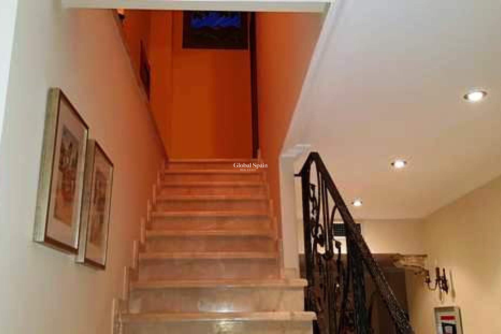 Revente - VILLA -
LA MATANZA - La Matanza