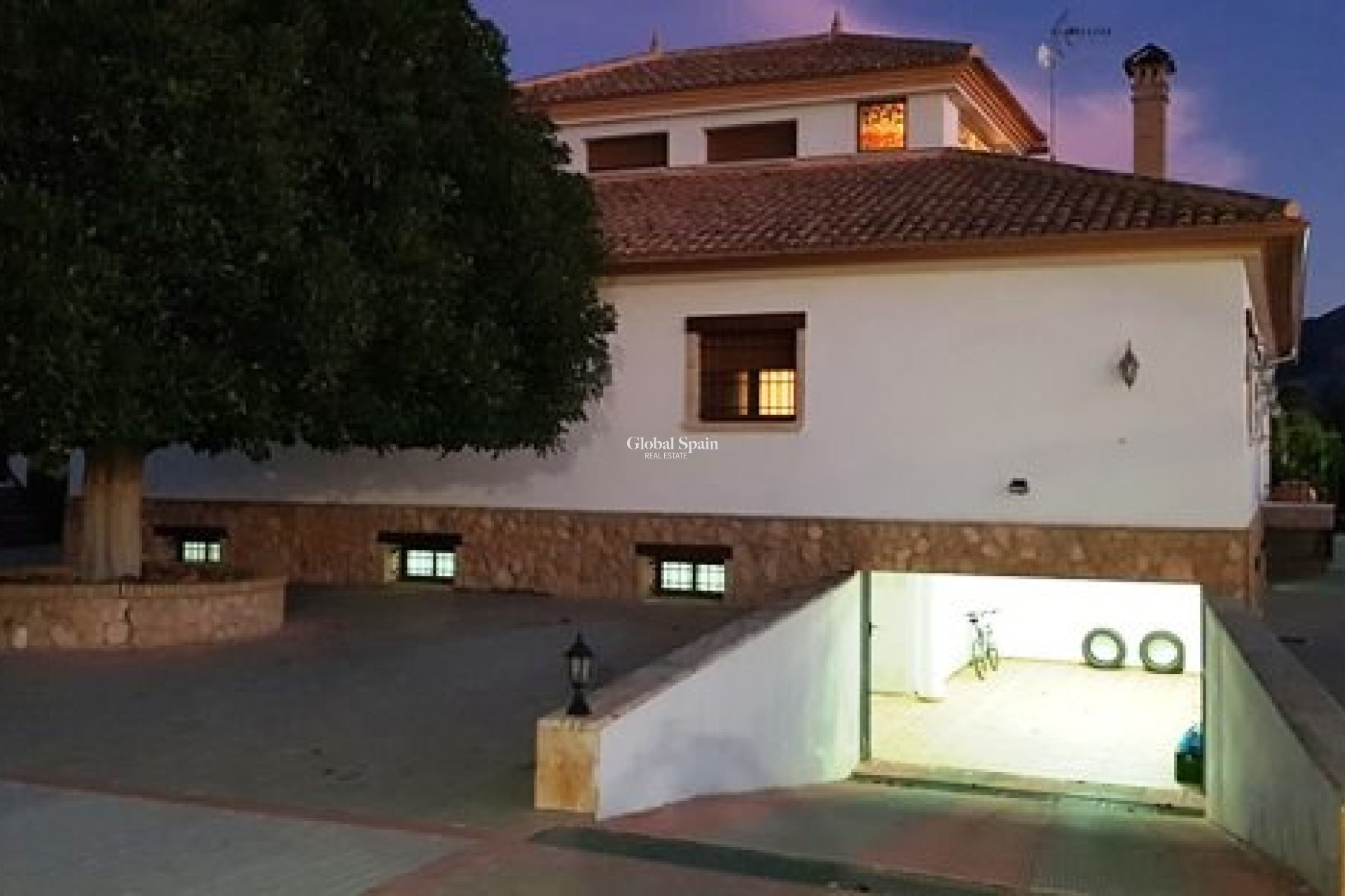 Revente - VILLA -
LA MATANZA - La Matanza