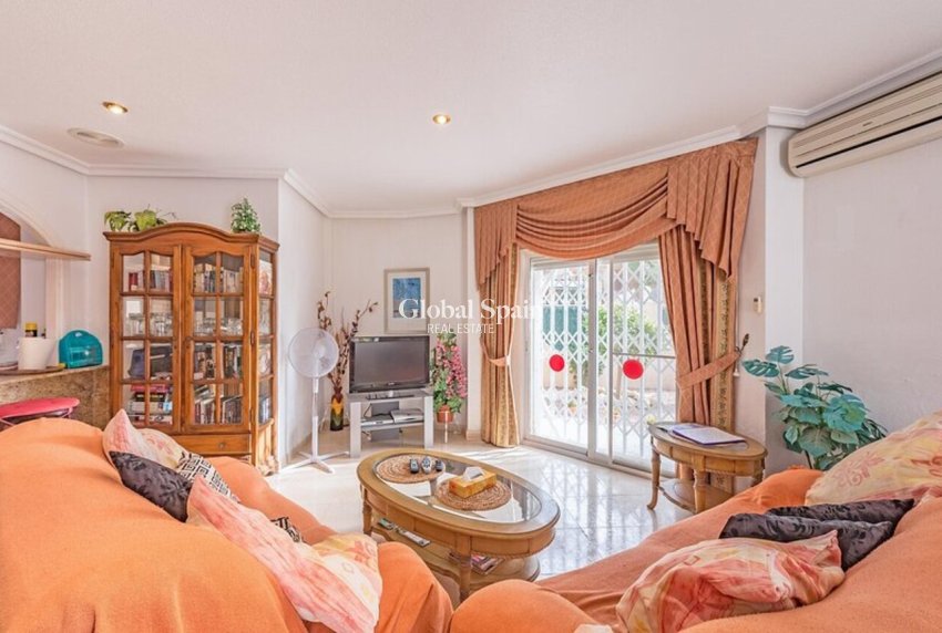 Revente - VILLA -
LA MURADA - Inland