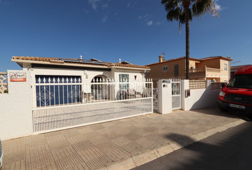 Revente - VILLA -
LA NUCÍA - Costa Blanca