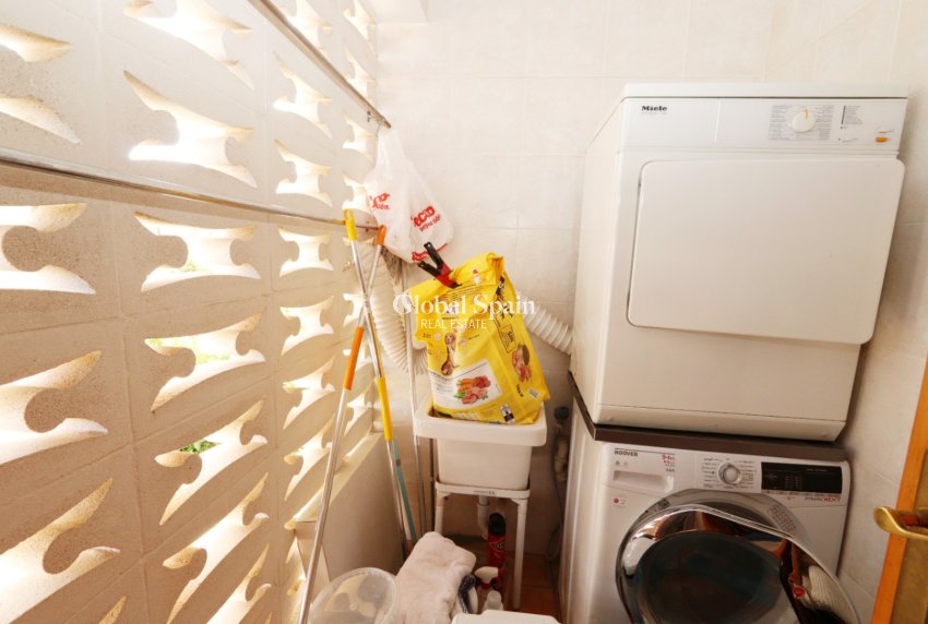 Revente - VILLA -
LA NUCÍA - Costa Blanca