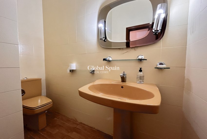 Revente - VILLA -
LA NUCÍA - Costa Blanca