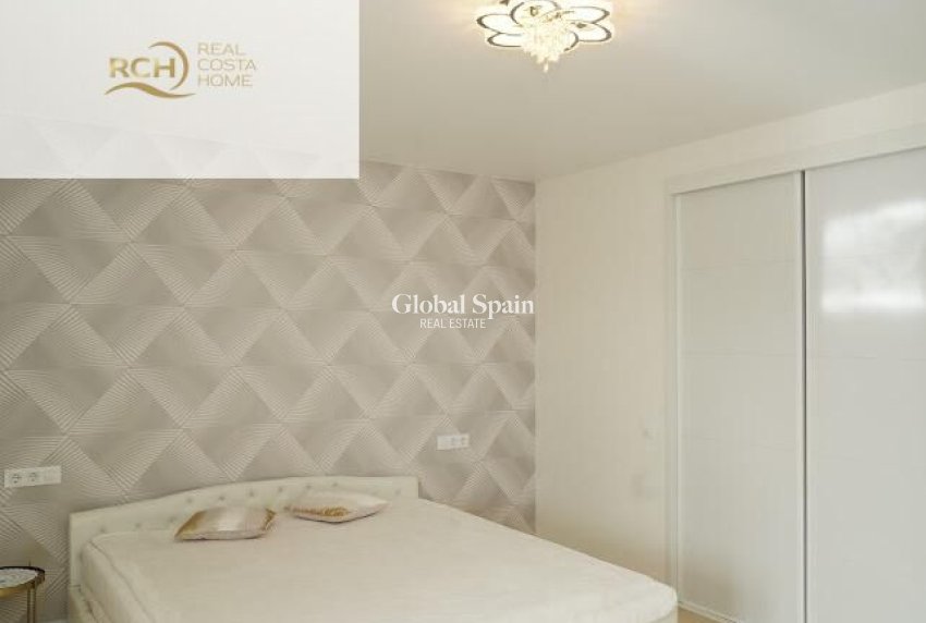 Revente - VILLA -
LA NUCÍA - Montebello - Nou Espai