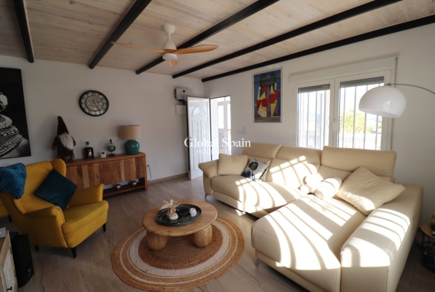 Revente - VILLA -
LA ROMANA - Inland