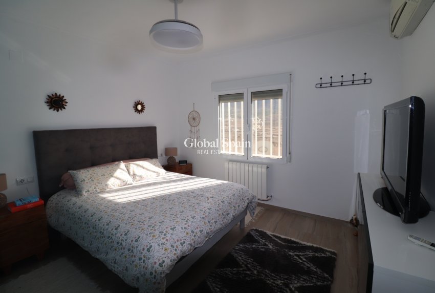 Revente - VILLA -
LA ROMANA - Inland