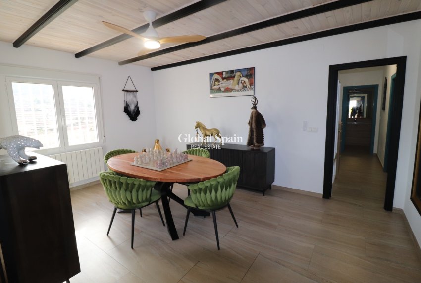 Revente - VILLA -
LA ROMANA - Inland