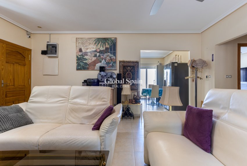 Revente - VILLA -
LA ZARZA - Inland