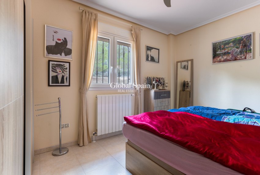 Revente - VILLA -
LA ZARZA - Inland