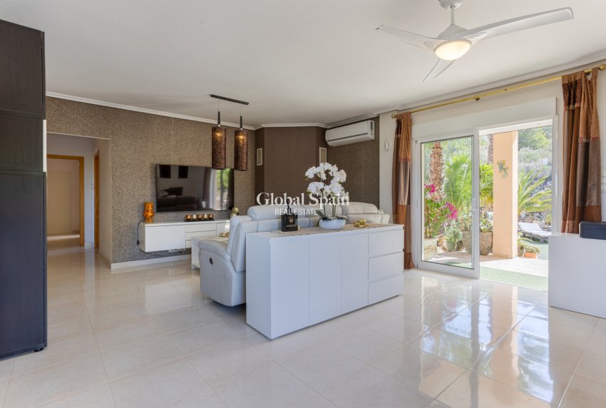 Revente - VILLA -
LA ZARZA - La Zarza Murcia