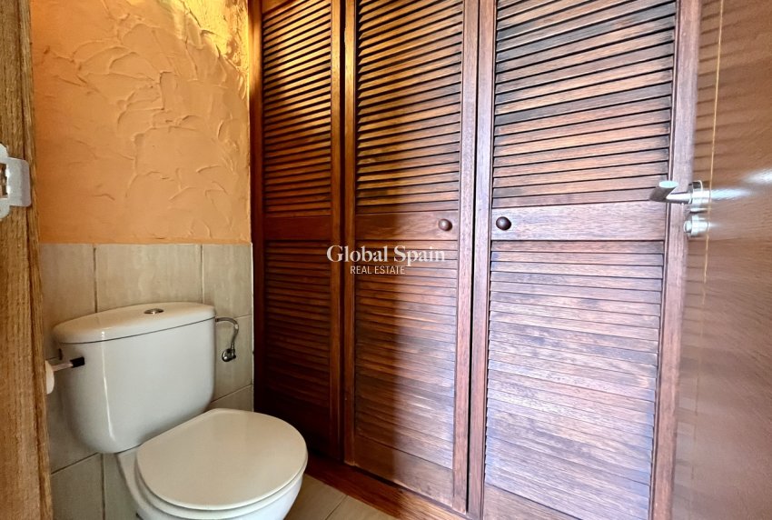 Revente - VILLA -
LA ZENIA - Costa Blanca