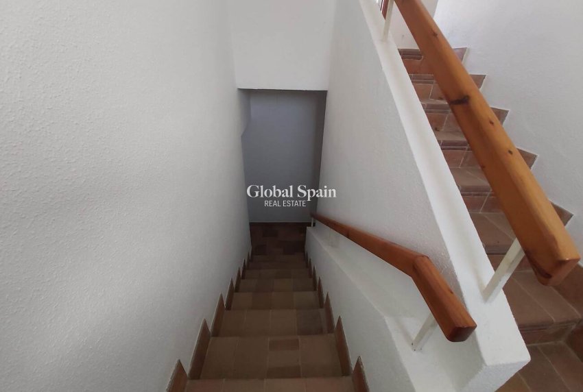 Revente - VILLA -
LA ZENIA - Costa Blanca