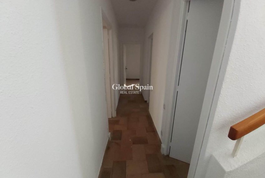 Revente - VILLA -
LA ZENIA - Costa Blanca