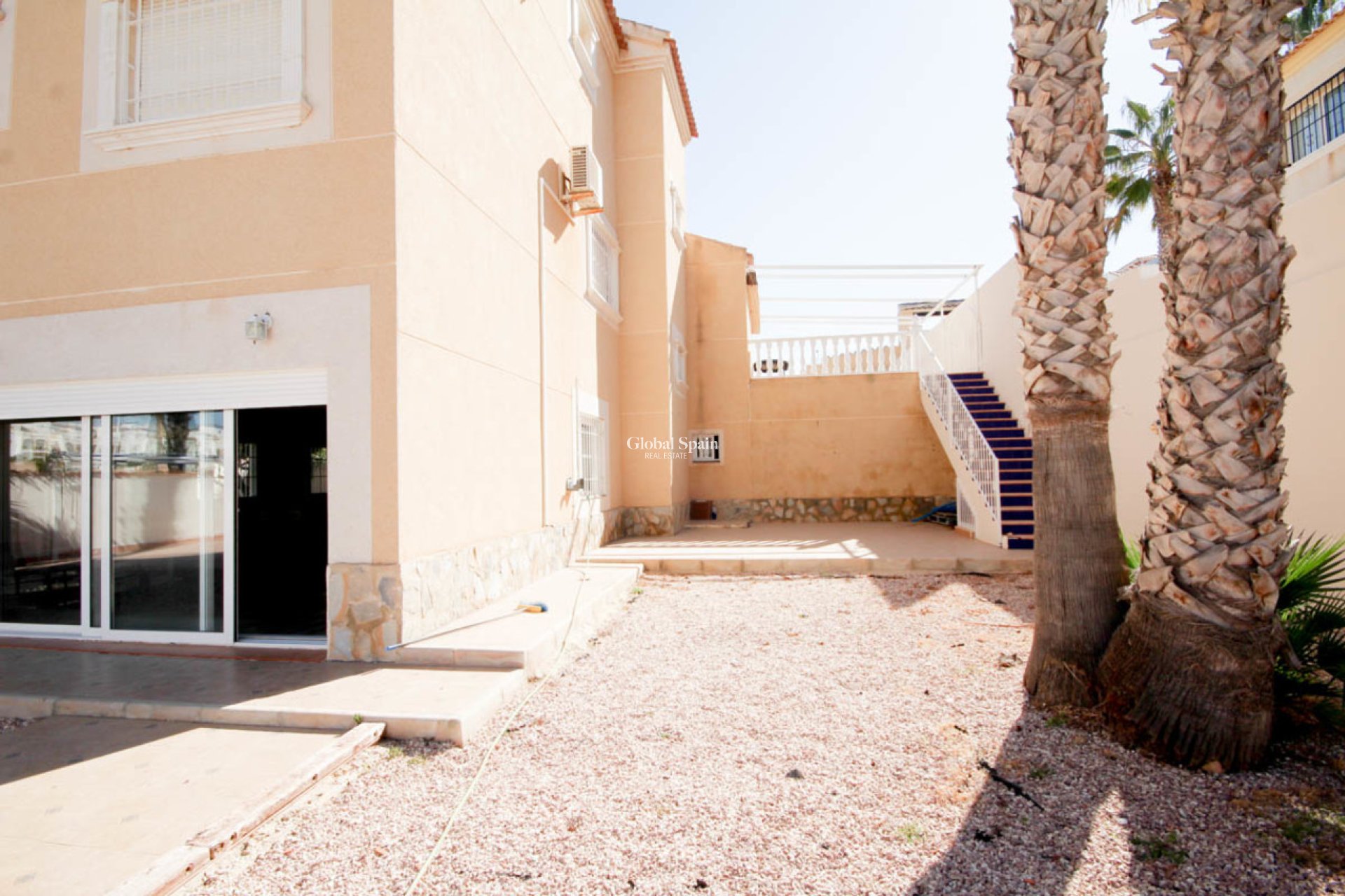 Revente - VILLA -
LA ZENIA - Costa Blanca