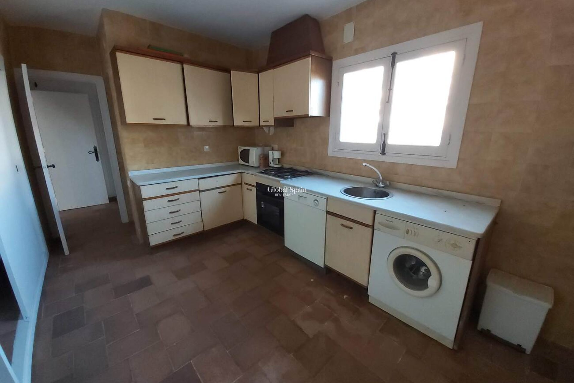 Revente - VILLA -
LA ZENIA - Costa Blanca