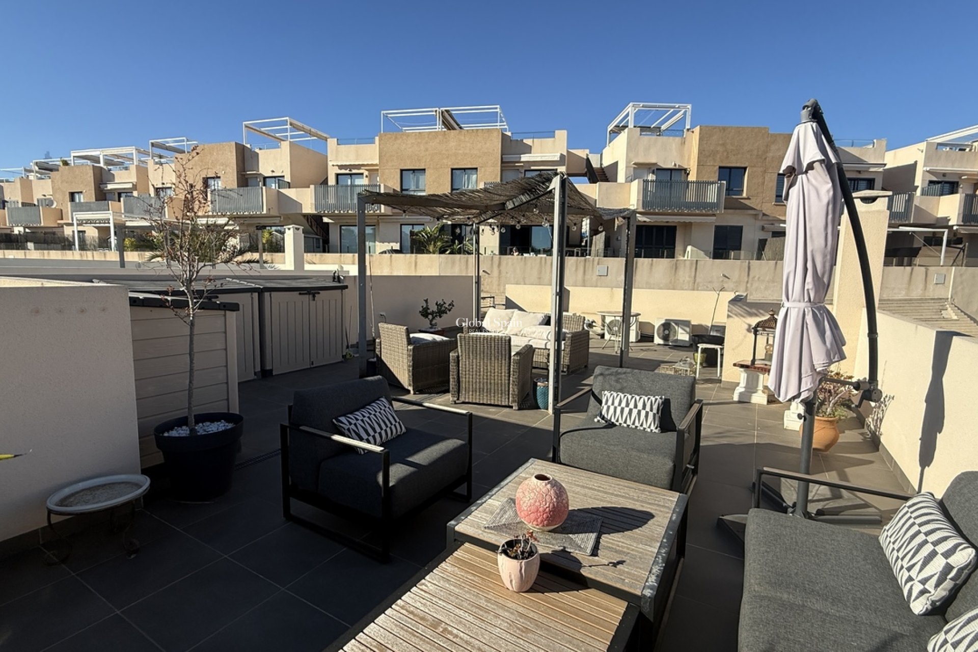 Revente - VILLA -
LA ZENIA - Costa Blanca