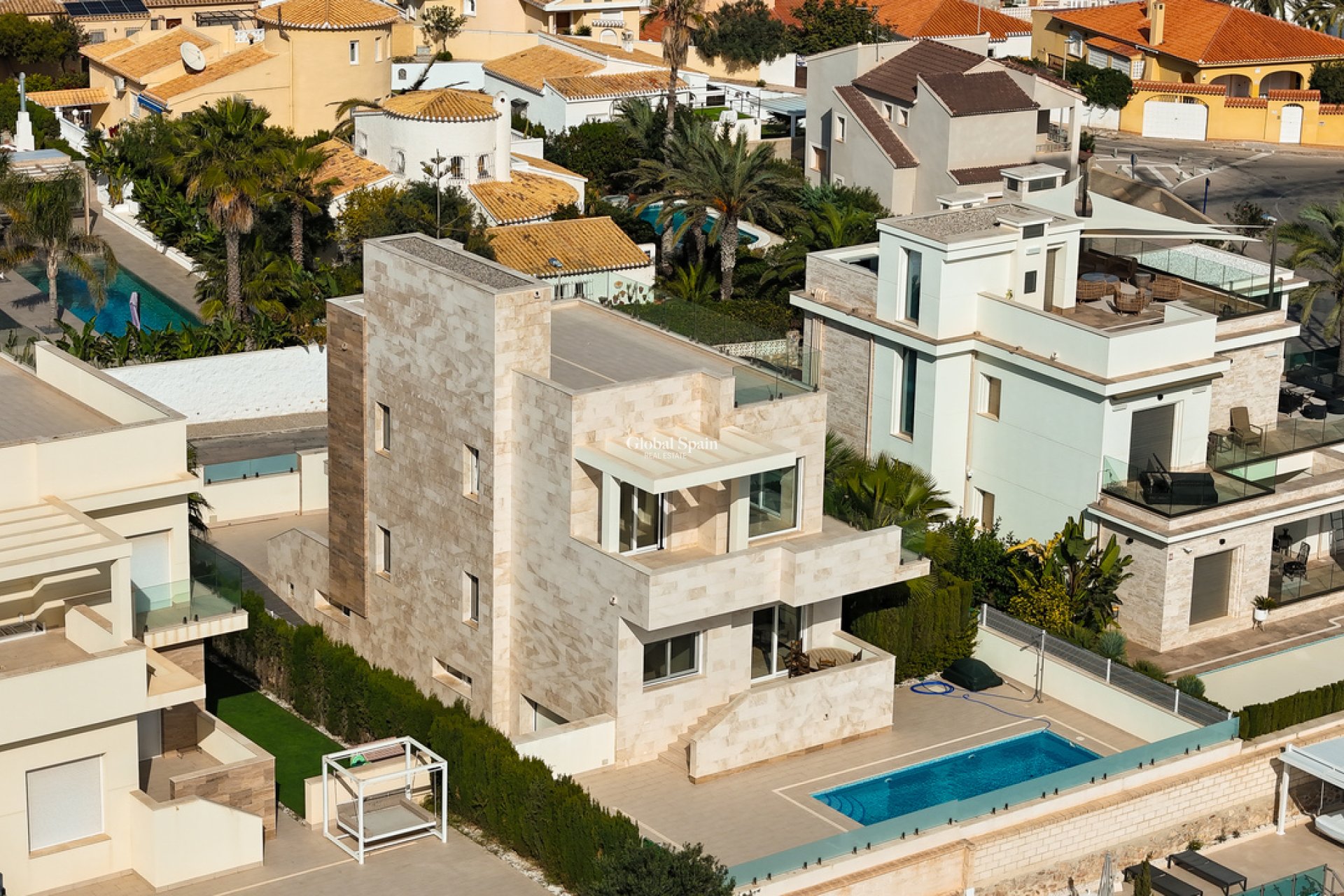 Revente - VILLA -
LA ZENIA - Costa Blanca