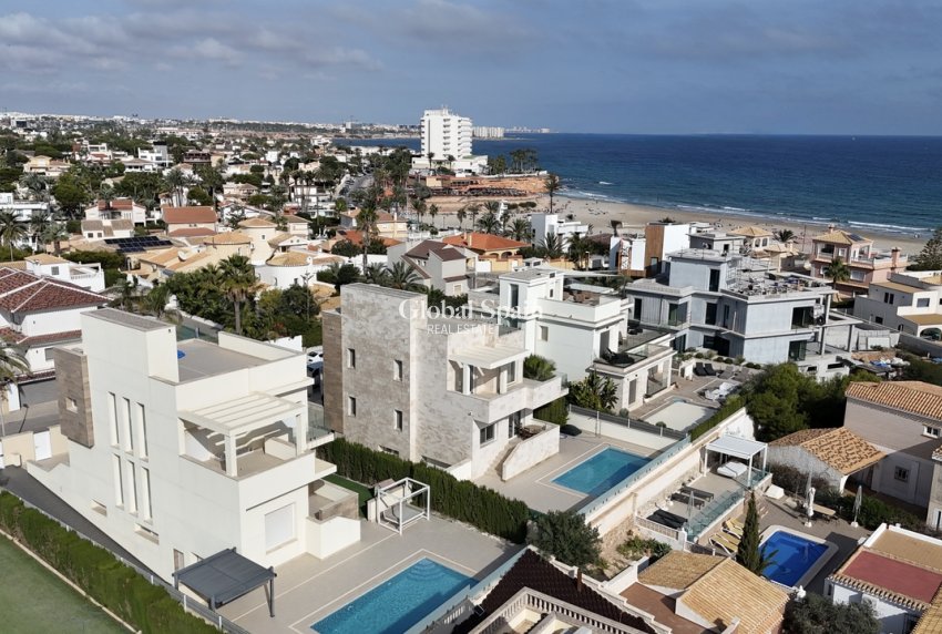 Revente - VILLA -
LA ZENIA - Costa Blanca