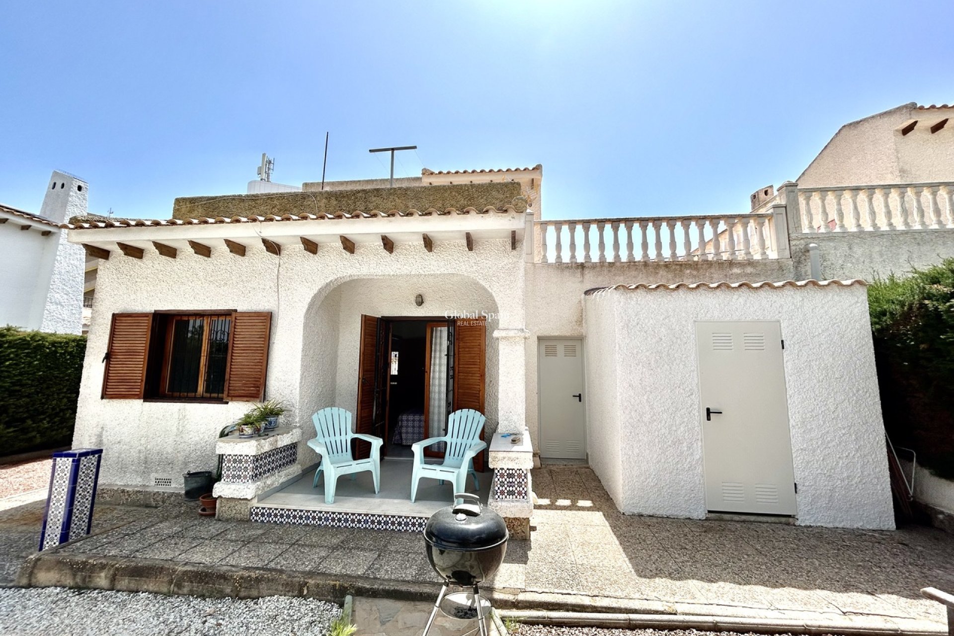 Revente - VILLA -
LA ZENIA - Costa Blanca