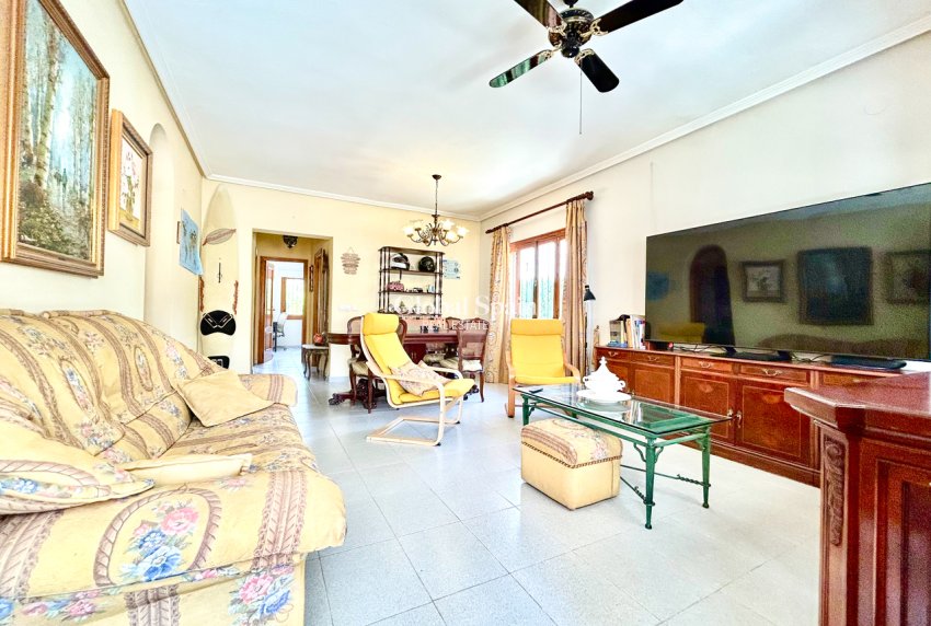 Revente - VILLA -
LA ZENIA - Costa Blanca