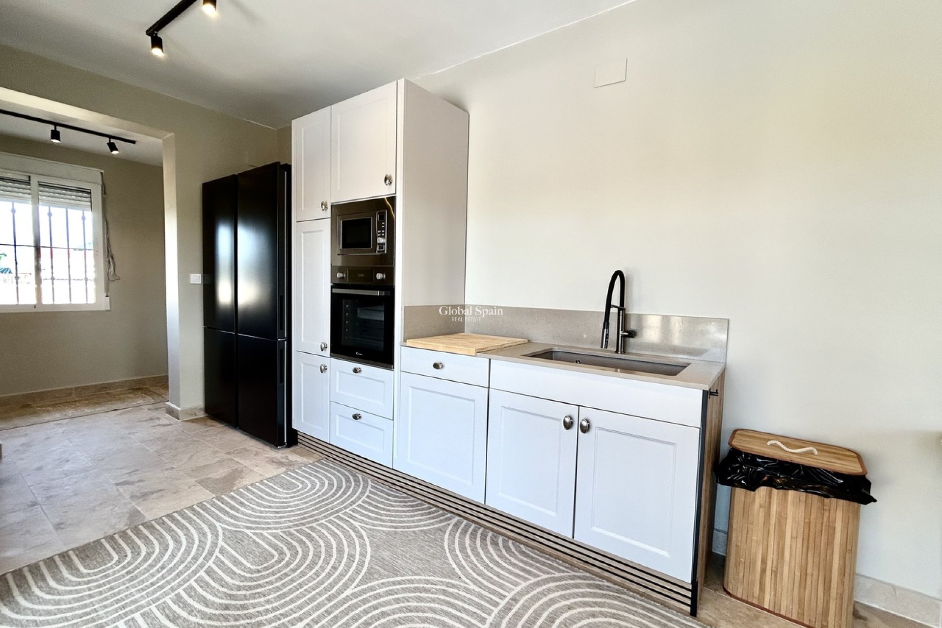 Revente - VILLA -
LA ZENIA - Costa Blanca