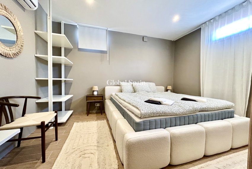 Revente - VILLA -
LA ZENIA - Costa Blanca