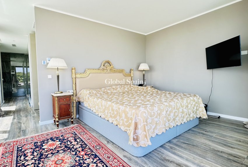 Revente - VILLA -
LAS COLINAS GOLF RESORT - Costa Blanca