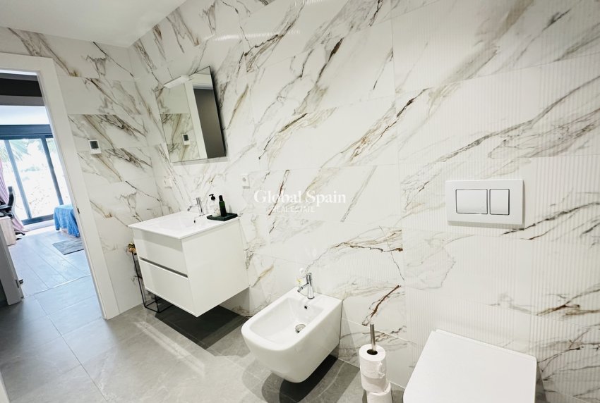 Revente - VILLA -
LAS COLINAS GOLF RESORT - Costa Blanca