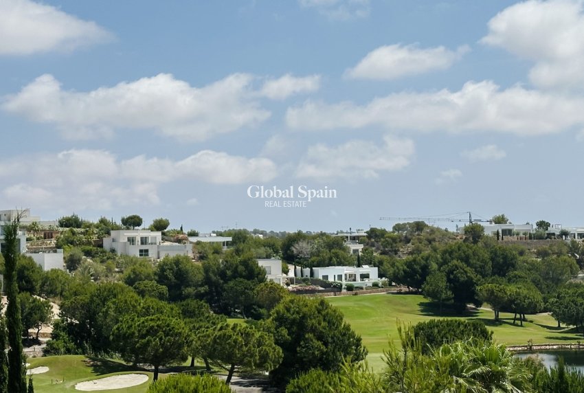 Revente - VILLA -
LAS COLINAS GOLF RESORT - Costa Blanca
