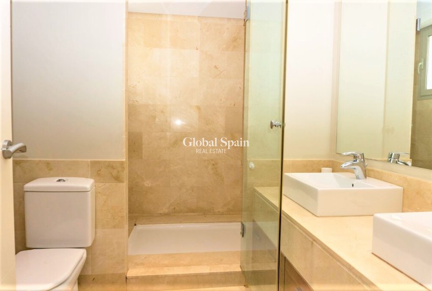 Revente - VILLA -
LAS COLINAS GOLF RESORT - Inland