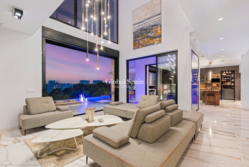 Revente - VILLA -
LAS COLINAS GOLF RESORT - Las Colinas Golf