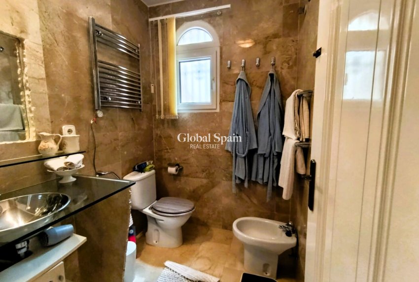 Revente - VILLA -
LAS RAMBLAS GOLF - Inland