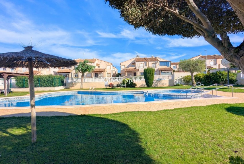 Revente - VILLA -
LO CRISPÍN - Inland