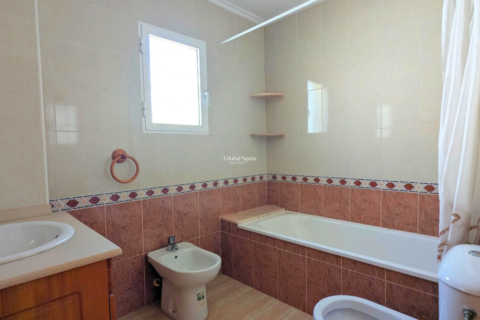 Revente - VILLA -
LO CRISPÍN - Inland