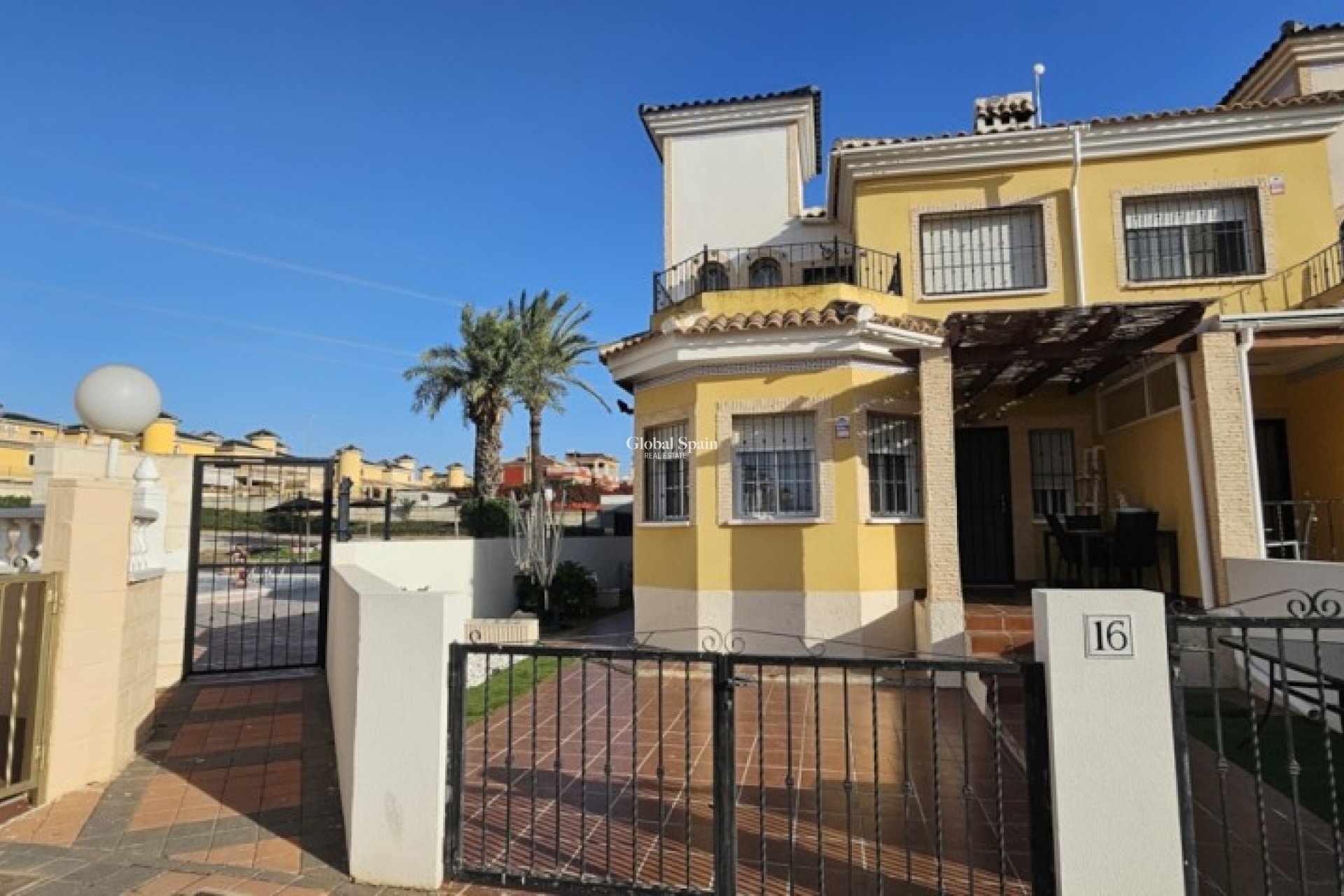 Revente - VILLA -
LO CRISPÍN - Inland